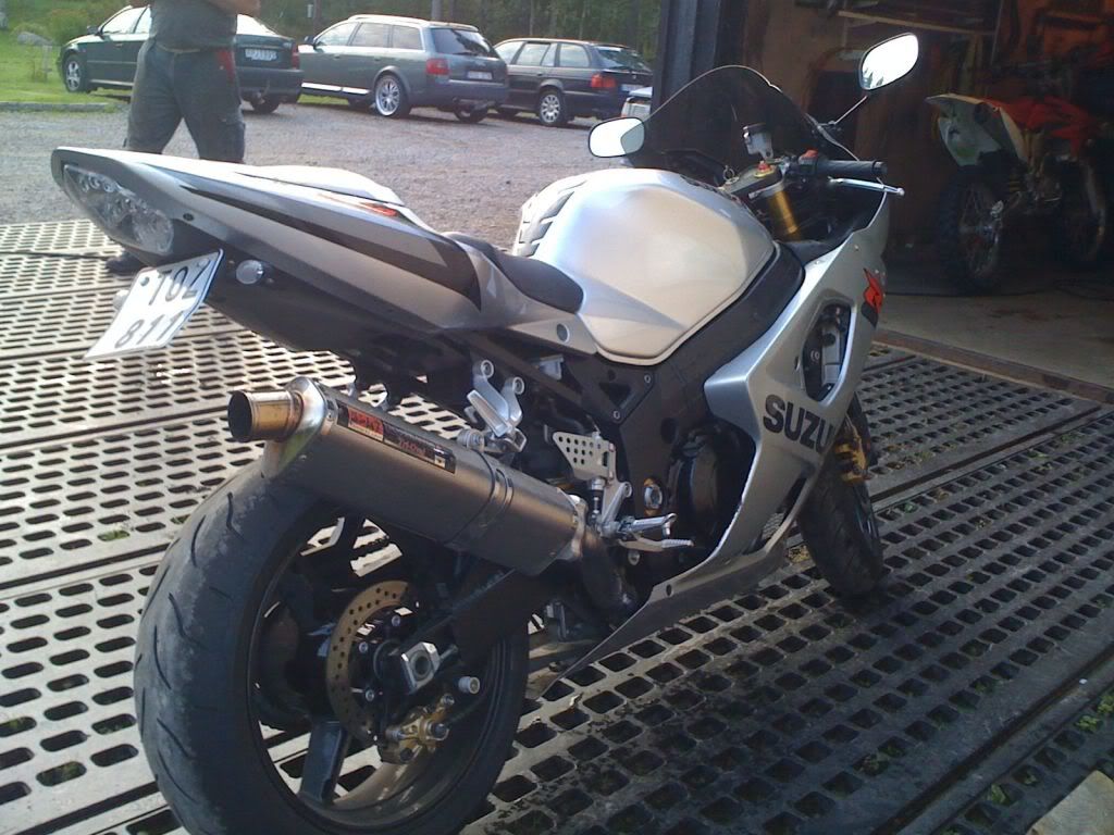 Gsxr1000bak.jpg