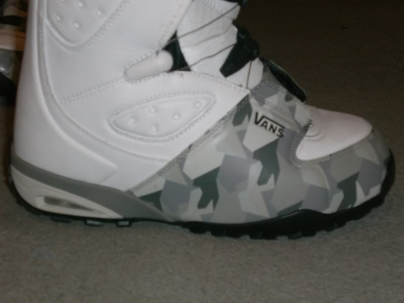 vans pb snowboard boots