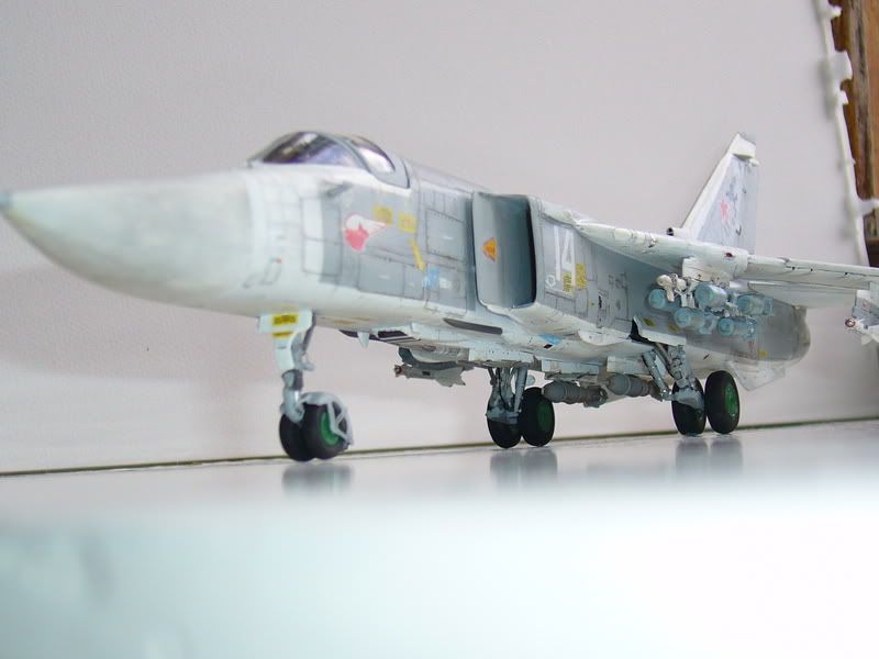 MiG-27411.jpg