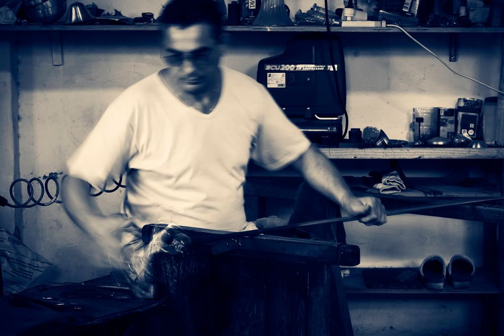 IMAGE: http://i57.photobucket.com/albums/g213/wallybud/GlassBlowing.jpg
