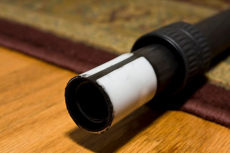 IMAGE: http://i57.photobucket.com/albums/g213/wallybud/Whitethinghole.jpg