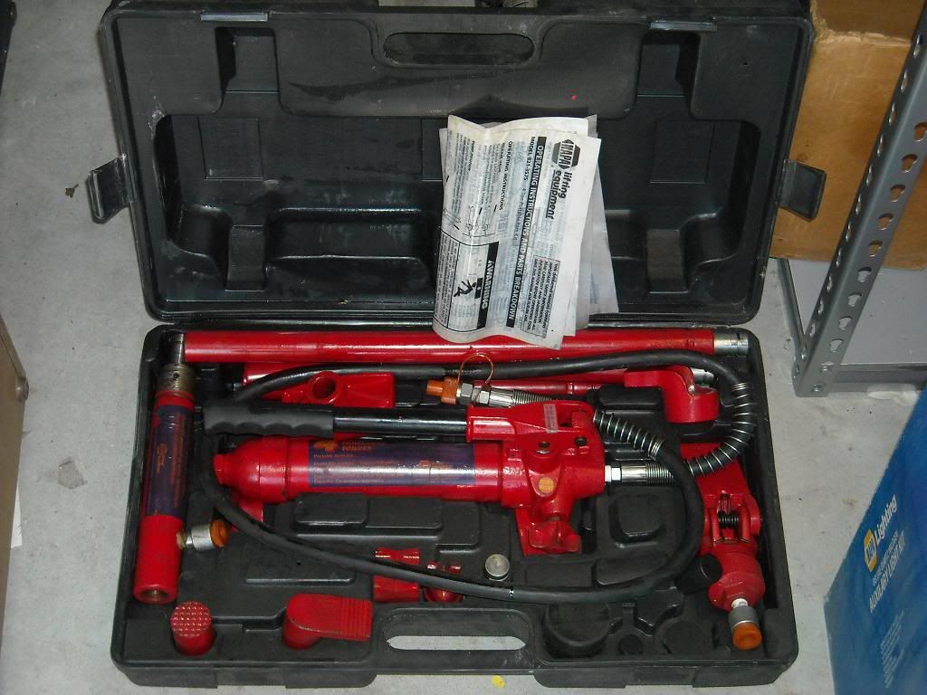 Napa 4 Ton Hydraulic RAM Press Spreader Tool Kit