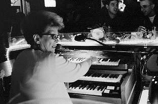 Piano Pat plays on...