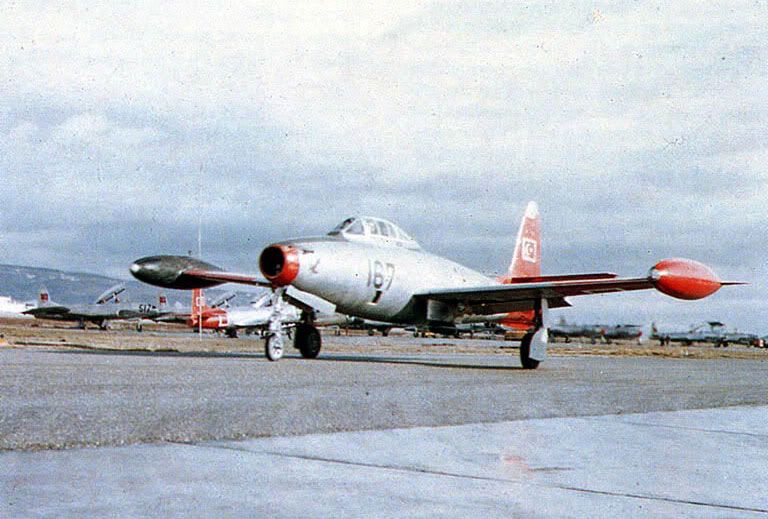Republic_F_84G_Thunderjet.jpg