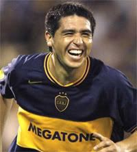 riquelme_marcar_gol.jpg