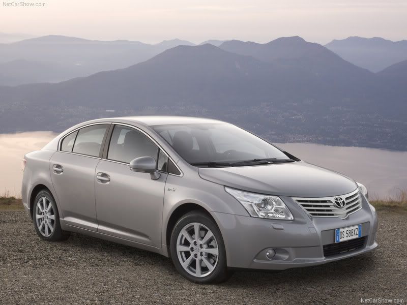 Toyota-Avensis_2009_800x600_wallpap.jpg