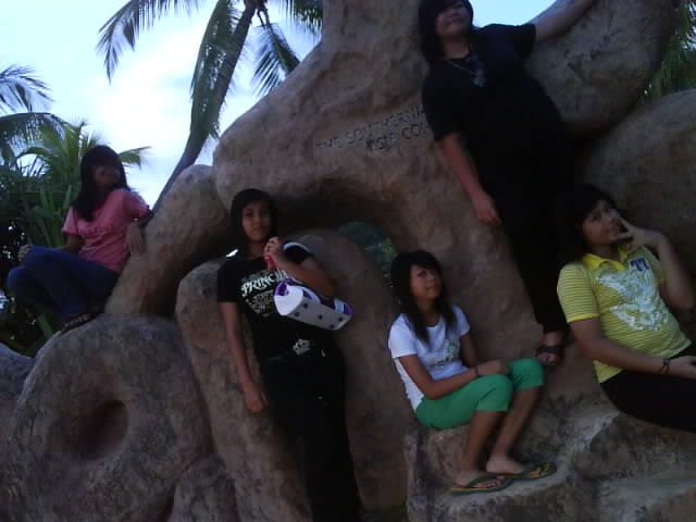 Photo Sharing and Video Hosting at Photobucket