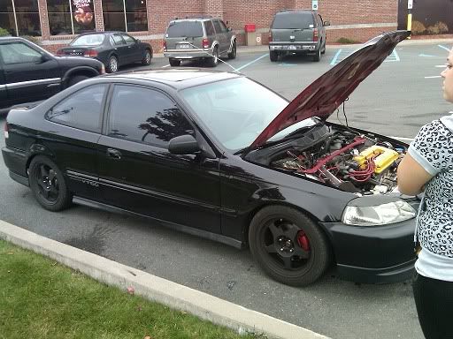 http://i57.photobucket.com/albums/g239/Slimshady1o2/mynewcivic.jpg