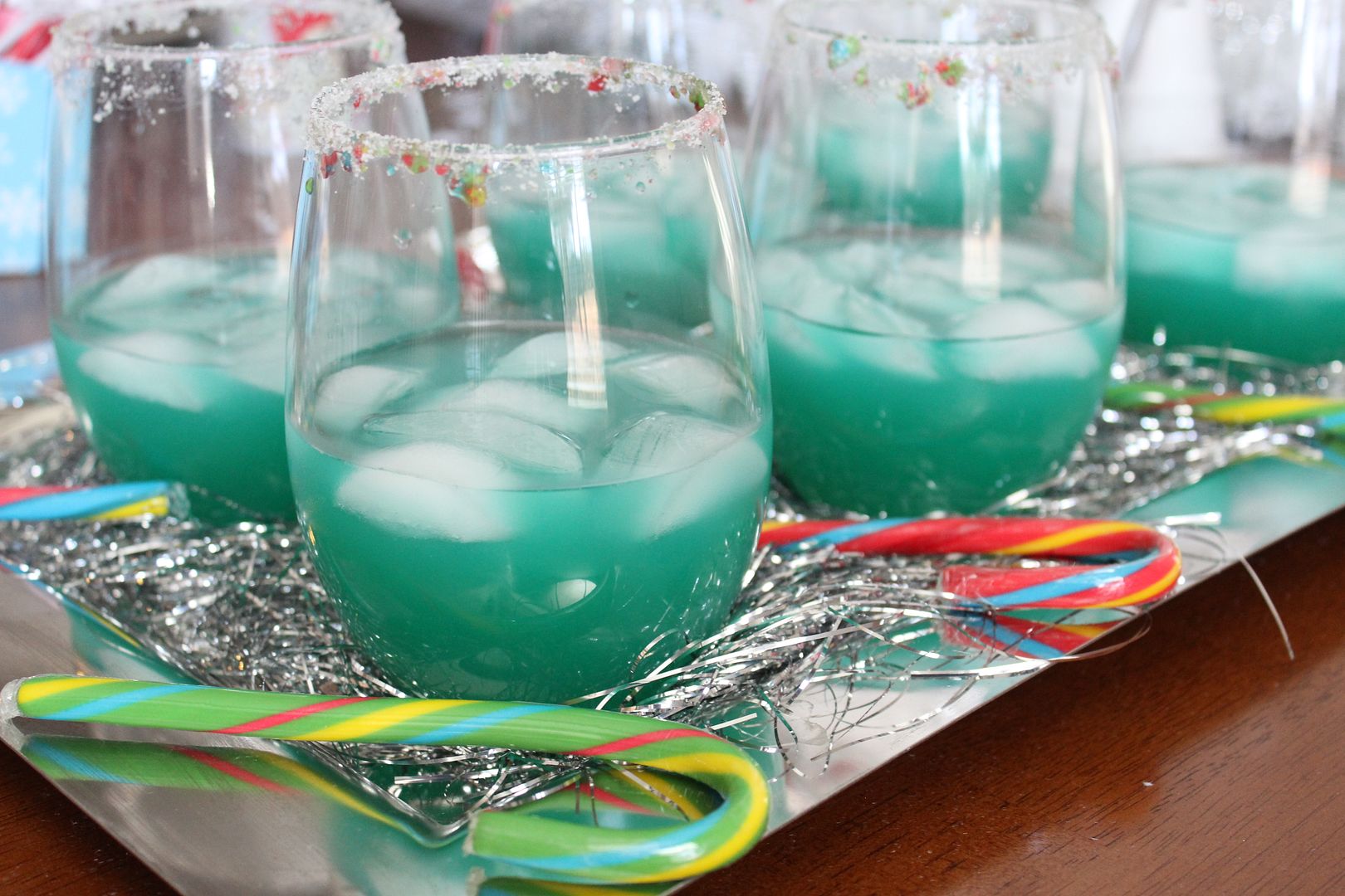 Blue Christmas Cocktail via Stilettos and Diapers