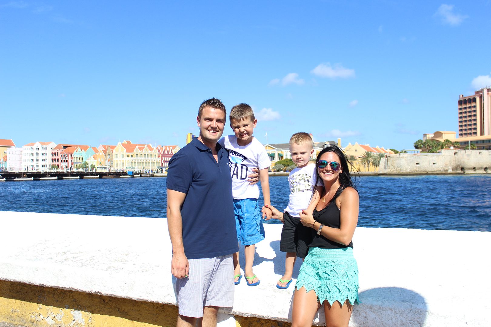 Tips for Cruising with children: what to book, pack, eat and more! www.stilettosanddiapers.com