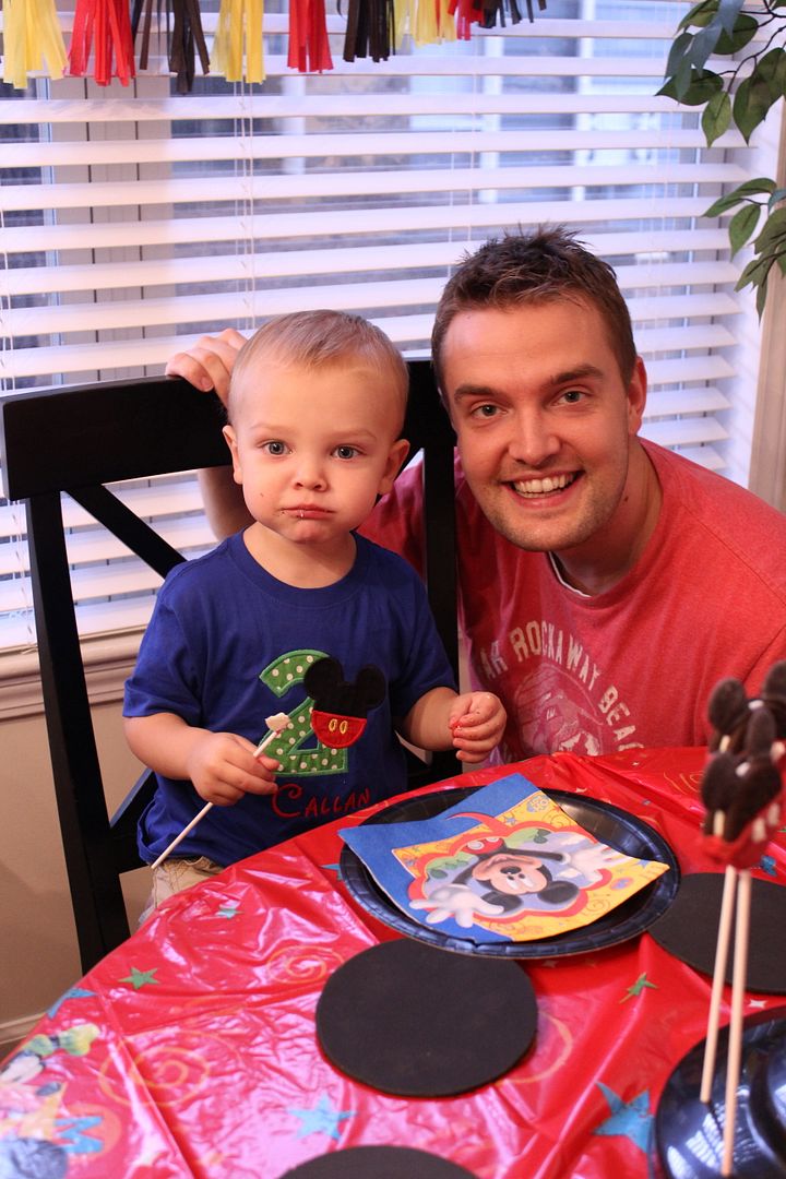 Oh Two-dles Mickey Mouse Birthday Party via Stilettos and Diapers