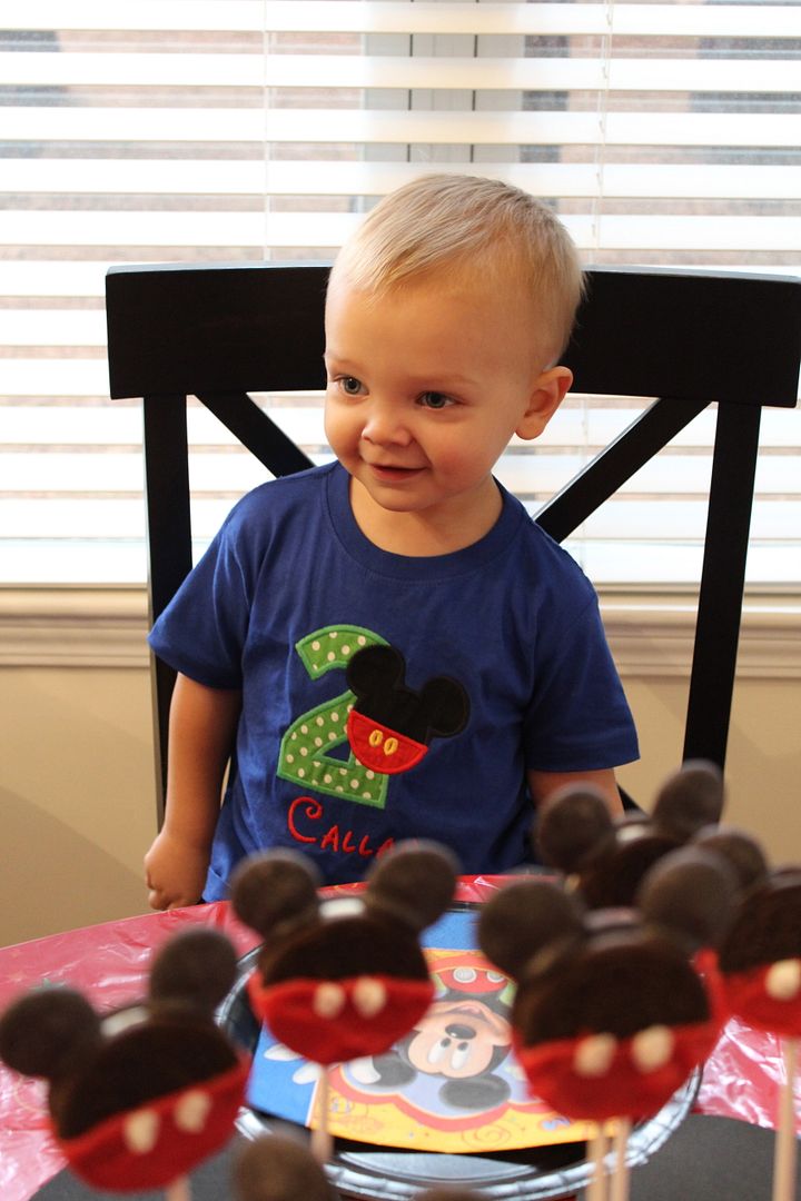 Oh Two-dles Mickey Mouse Birthday Party via Stilettos and Diapers