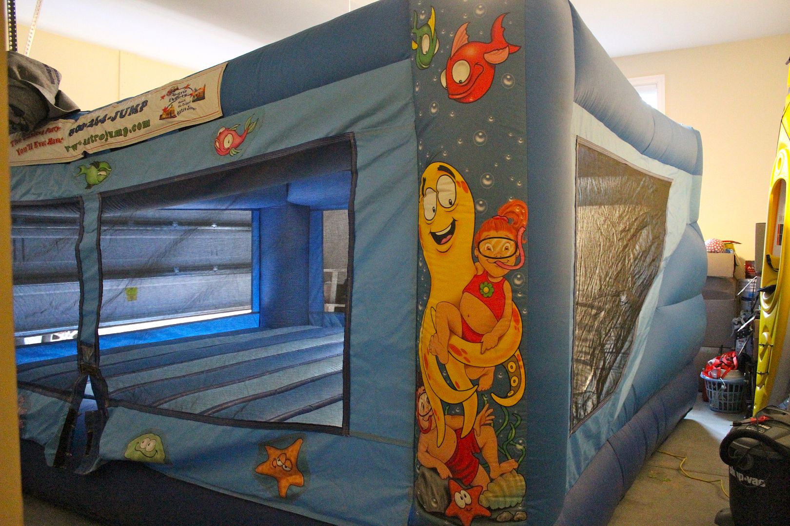 Astro Jump North Charlotte. Birthday party bounce house.