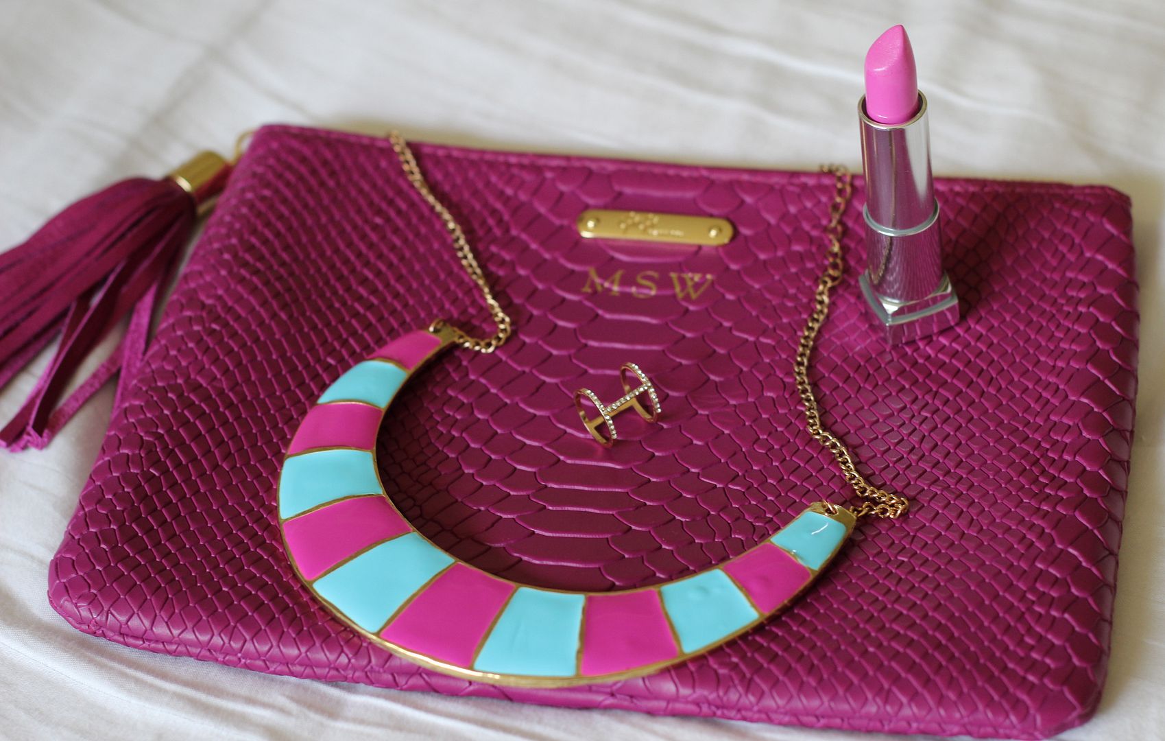 Stilettos and Diapers: Girls Night Out. Gigi New York clutch, Pink Pop Lipstick