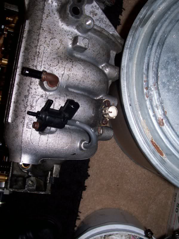 what sensor are these on d16z6 intake manifold