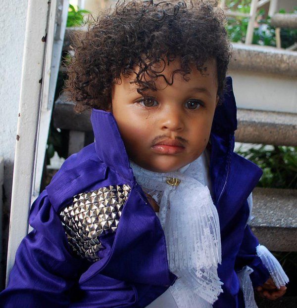 DIY Prince Halloween costume for babies - perfect!