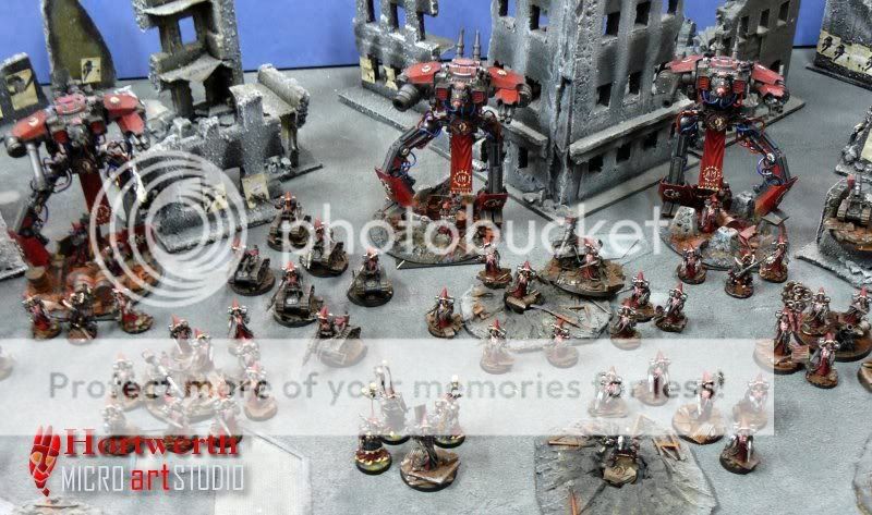 http://i57.photobucket.com/albums/g219/Hortwerh/Adeptus%20Mechanicus%202007/AdeptusMechanicusarmy679.jpg