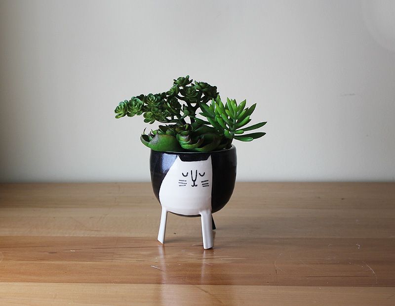 Black and white home decor: 3-legged cat planter by Beardbangs at the Cool Mom Picks Indie Shop