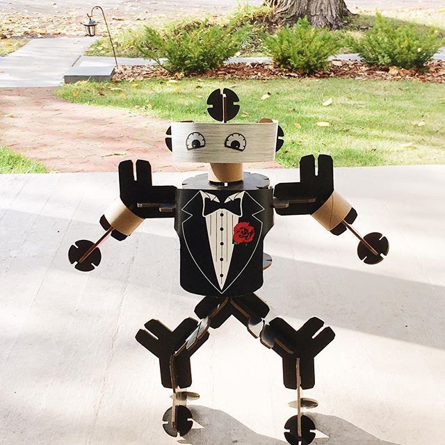 YOXO robot building kit hacked to make a James Bond robot