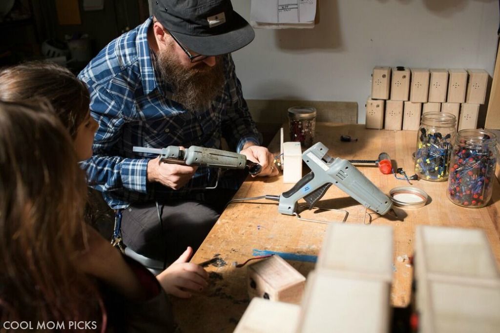 At the Brand New Noise Brooklyn workshop with maker Richard Upchurch