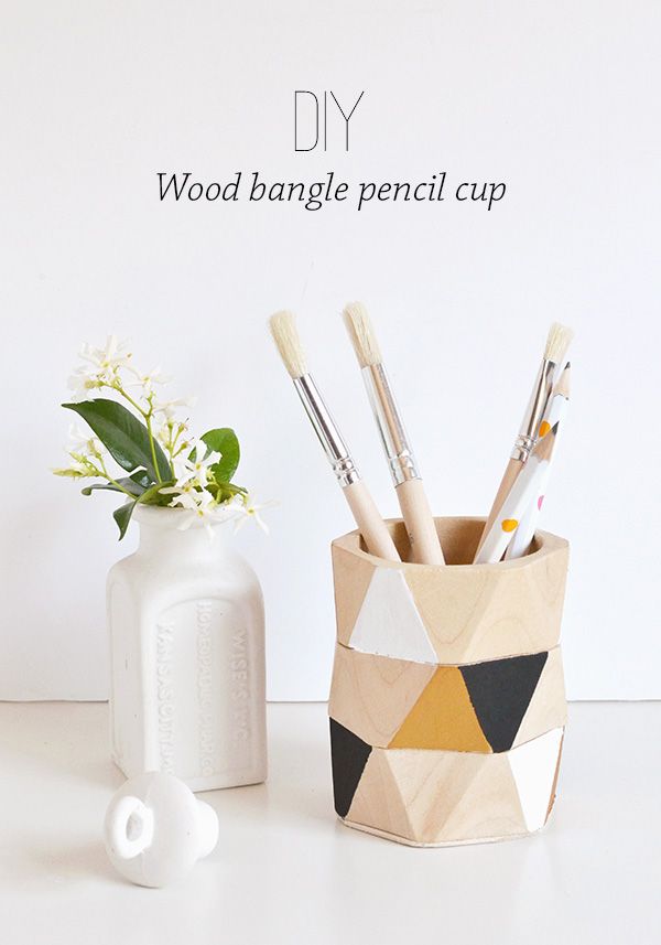 back to school crafts: DIY pencil cup made from wood bangles | Tutorial at Make and Tell