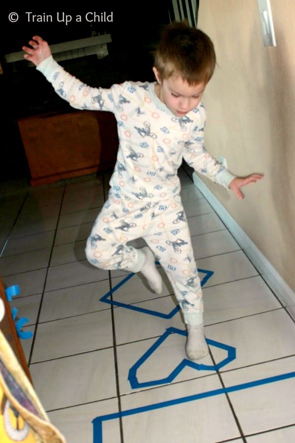 Educational activities for preschoolers: Shape Hop Toss idea | Train Up a Child 