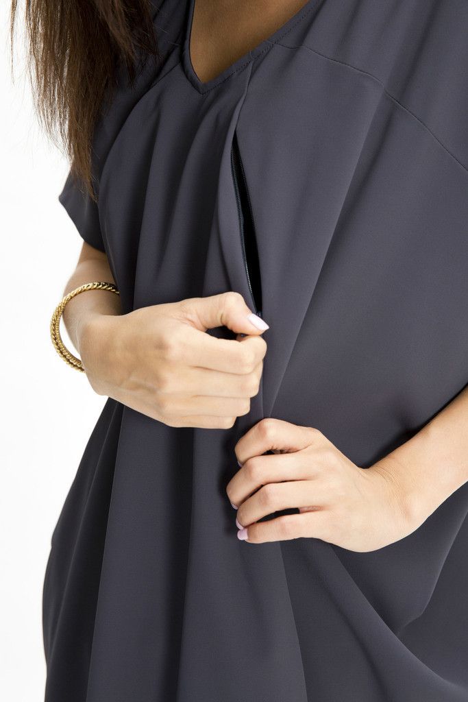Elif maternity and nursing dresses by Mitera feature cleverly concealed zippers so you can wear them for ages