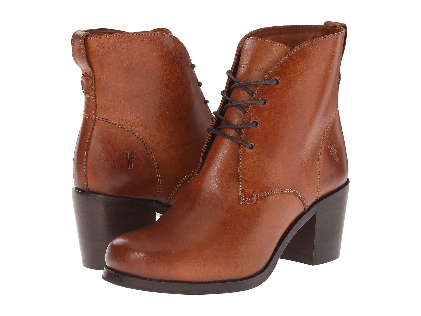 Frye chukka ankle boots : Right on trend, with a slightly taller boot that makes them perfect for dressing up too