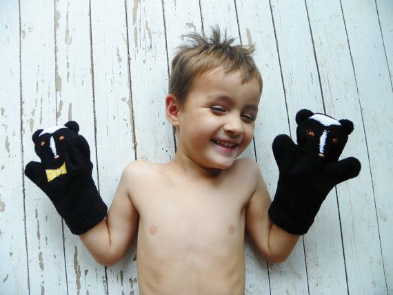 Handmade baby bath mitts on Etsy: Cute skunks!