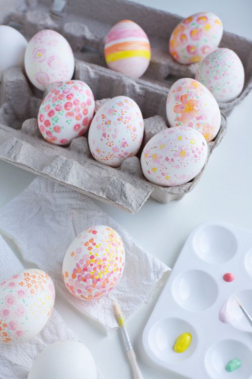 Easy impressionistic painted Easter eggs idea on Decor8