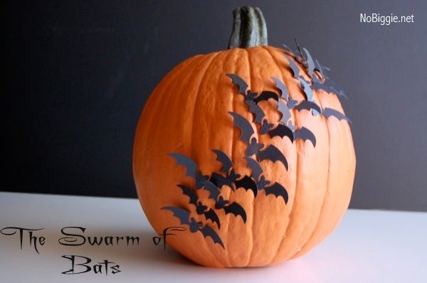 No-carve pumpkin decorating idea using paper bats. Fun! via No Biggie