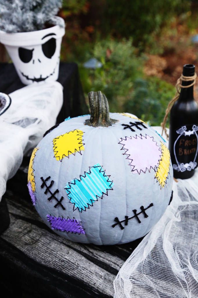 Easy no-carve pumpkin ideas: Sally's patchwork pumpkin from Nightmare Before Christmas. Pretty simple!