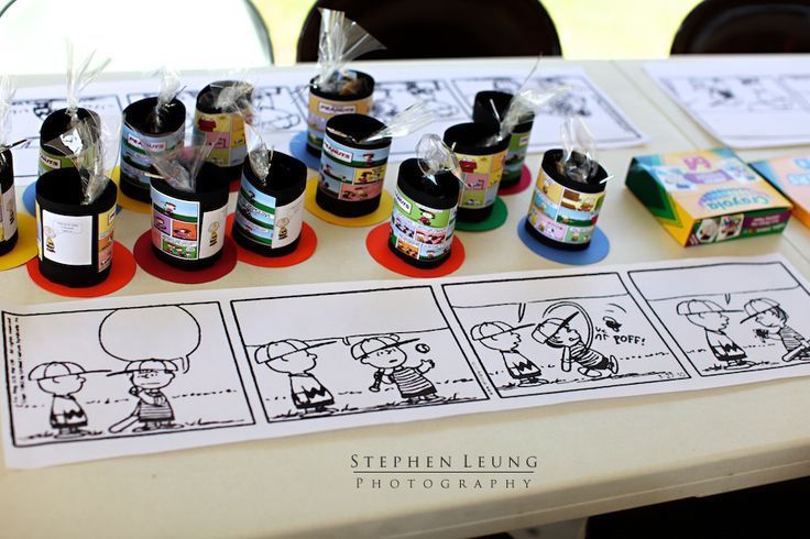 Peanuts party activity ideas: Color your own comic strip!