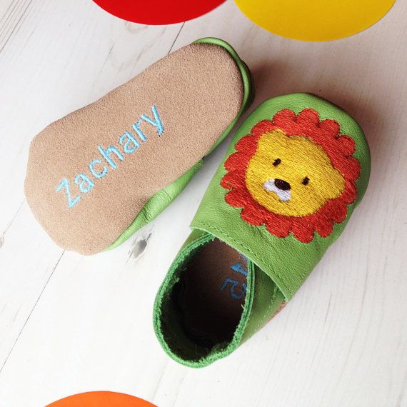 Personalized lion baby shoes from Born Bespoke on Etsy