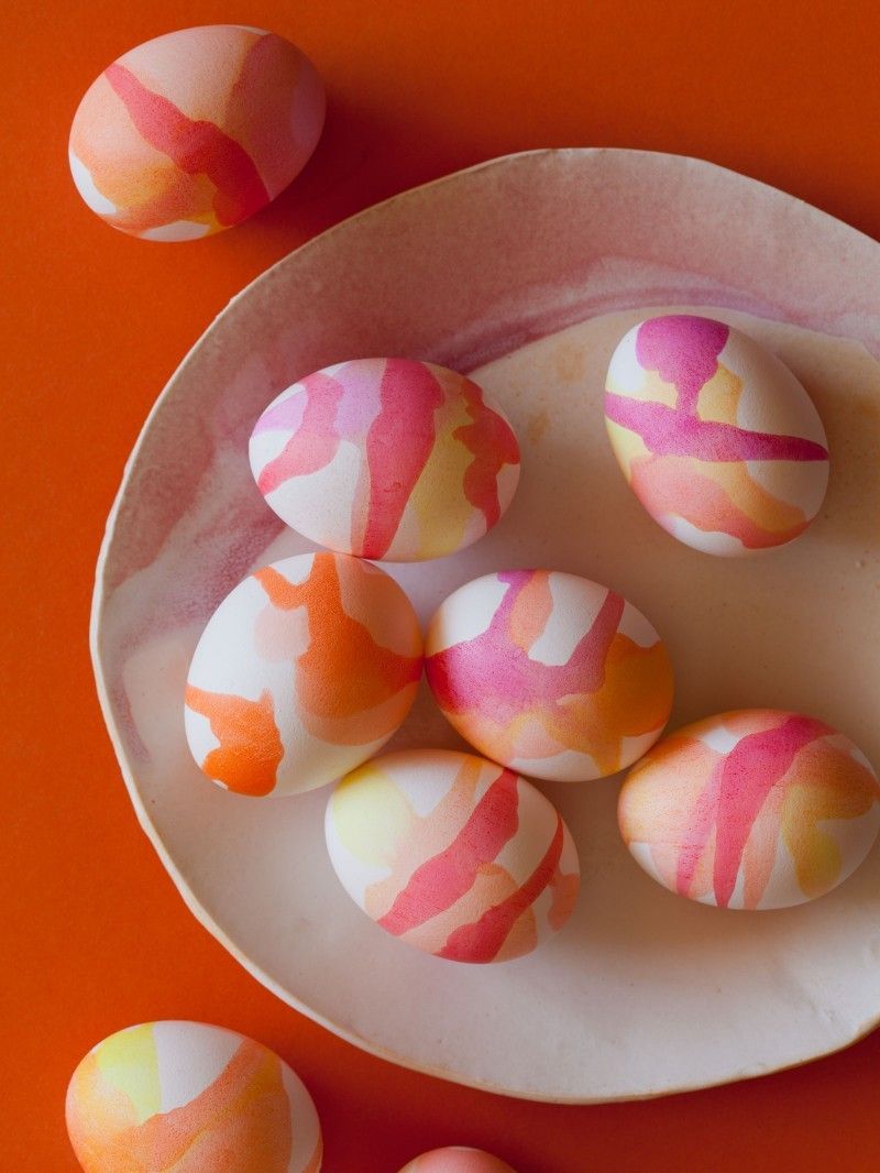 How to make gorgeous layered watercolor Easter eggs like these at Spoon Fork Bacon