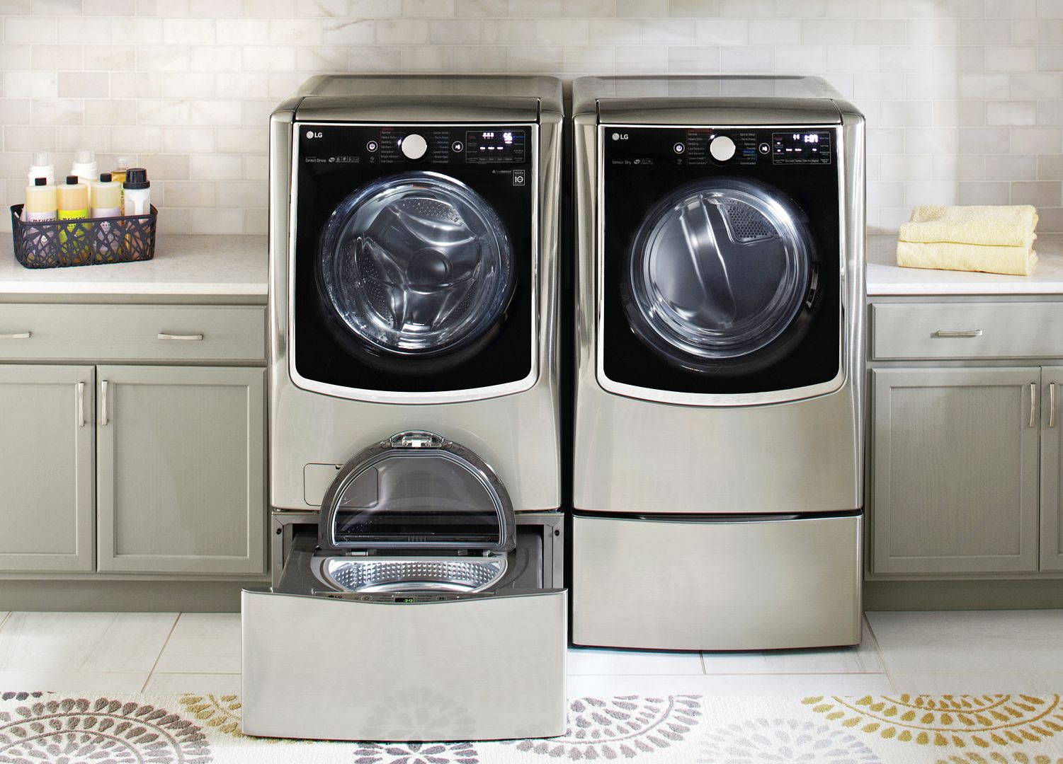 Cool new tech for parents: LG Twin wash lets you run two separate cycles at once in one machine!