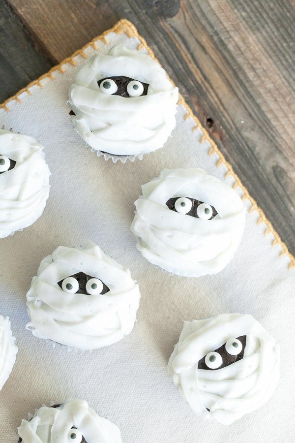 Mummy Cupcakes from Sugar & Charm: Fab Halloween treat ideas seen on the TODAY show