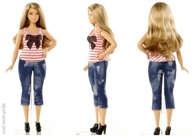 The new Curvy Barbie just out: a 360-degree perspective