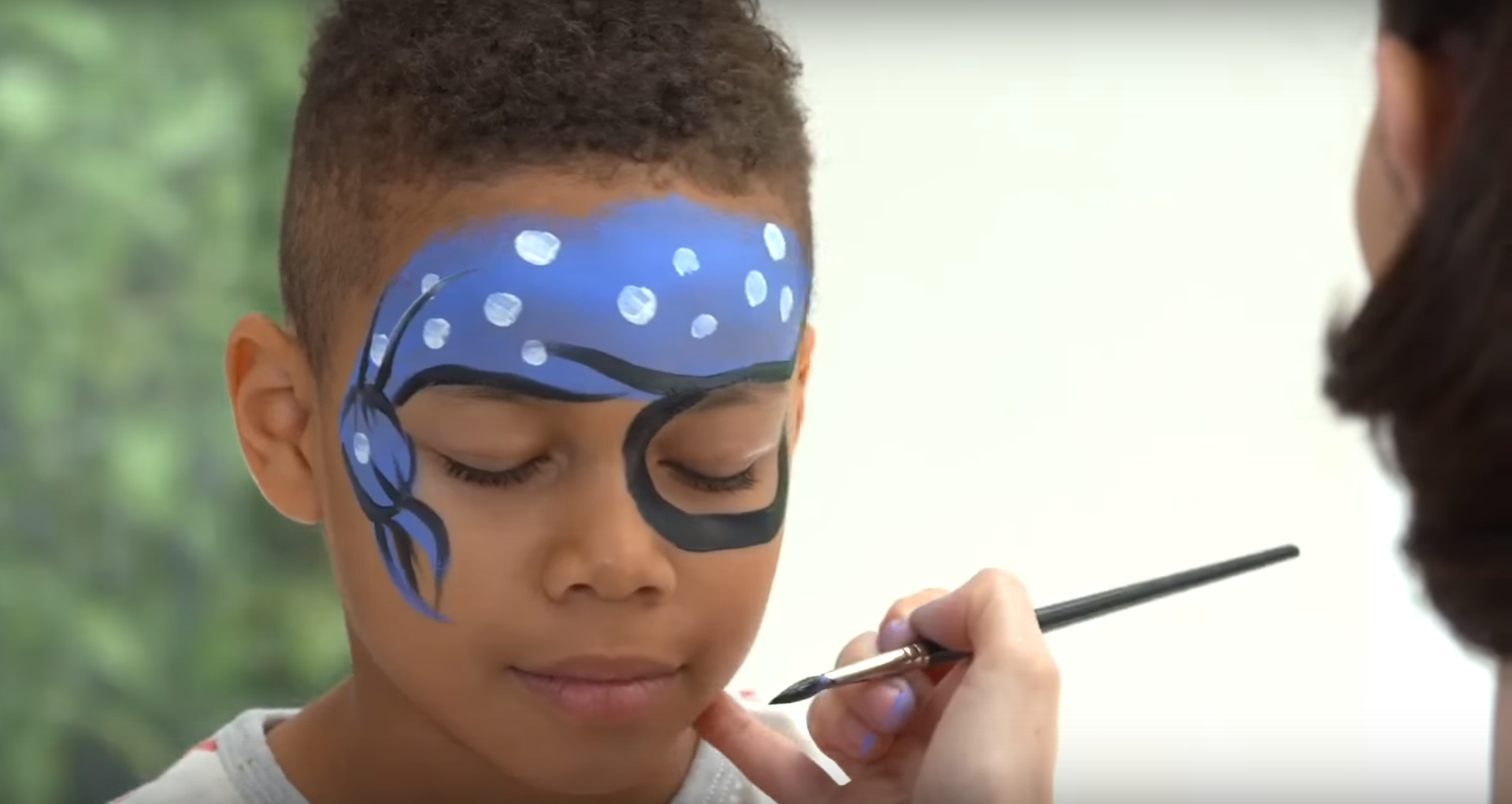 Things to learn to do as a parent: Great face painting tutorials and videos from Snazaroo