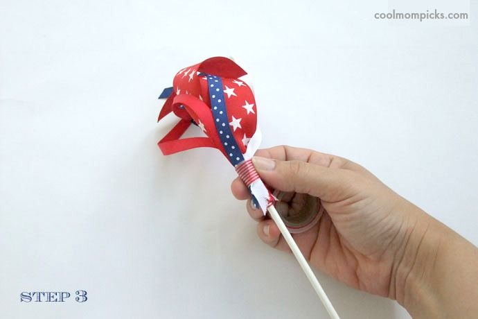 4th of July craft for kids: DIY ribbon wand tutorial | Cool Mom Picks