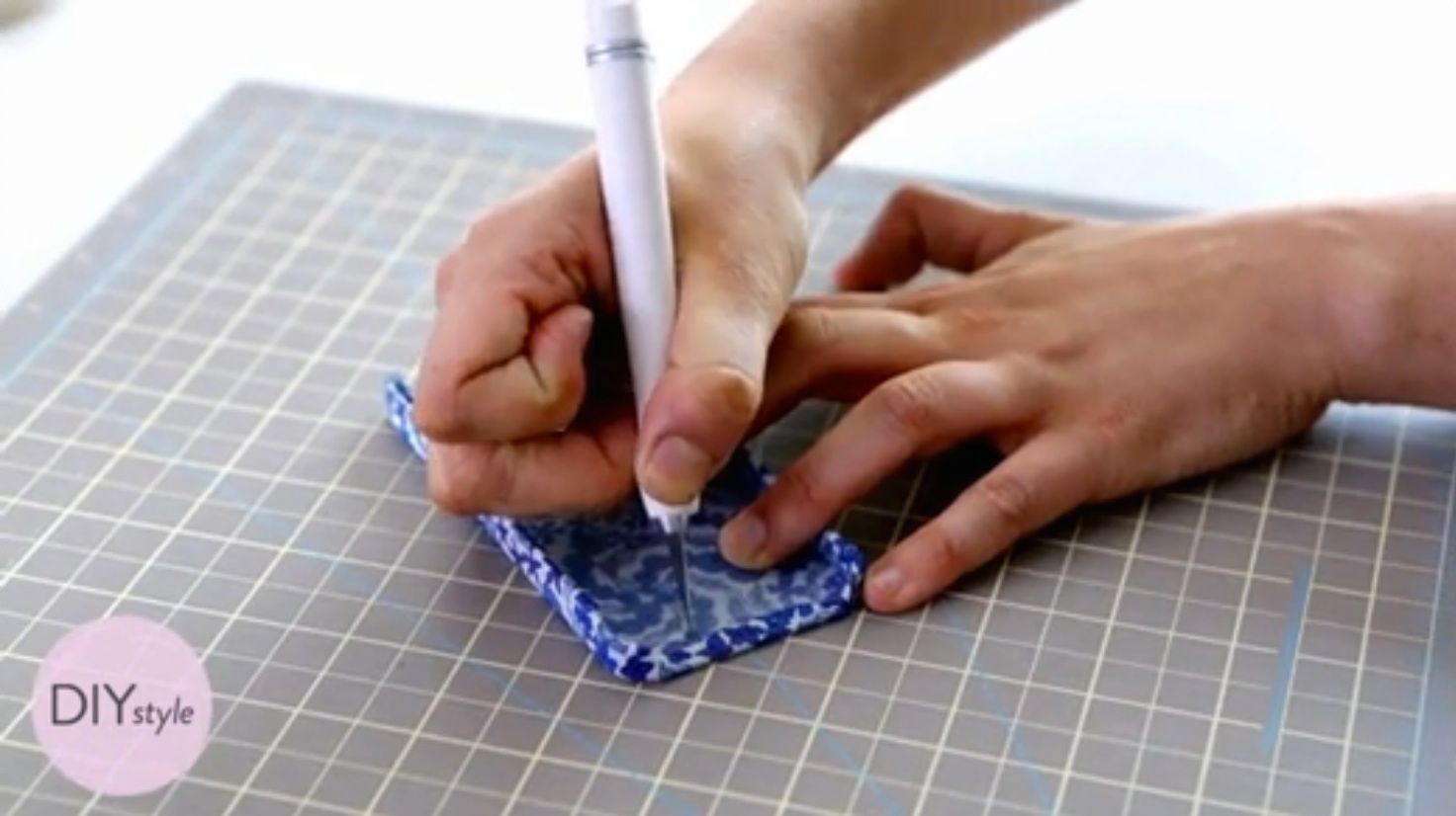DIY fabric iPhone case: step by step instructional video on Martha Stewart