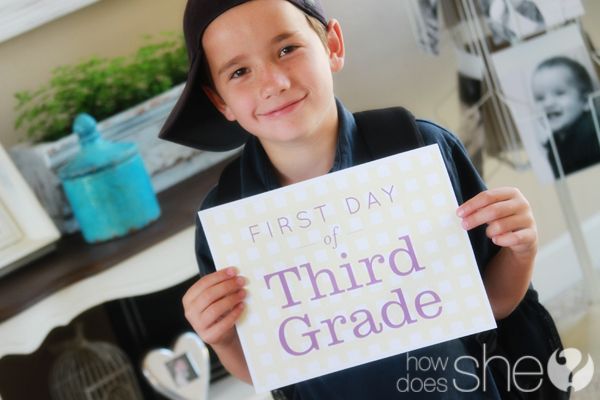 Free first day of school printables for first day photos