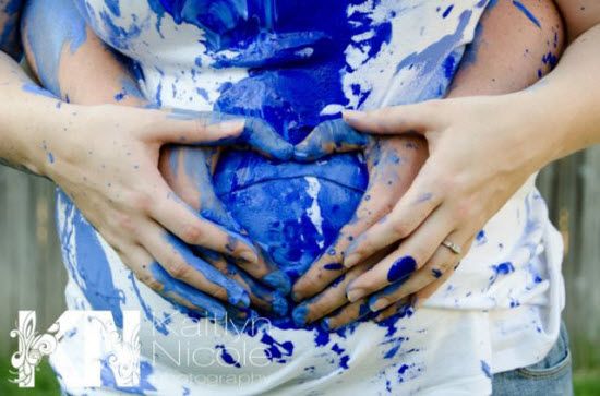 Outrageous Gender Reveal Party ideas: Paint Fight Party! | photo: Kaitlyn Nicole 