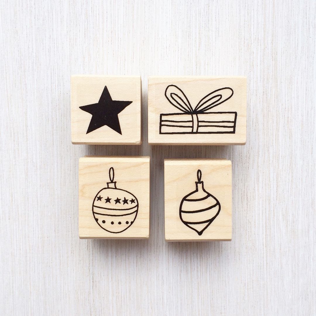 Creative stocking stuffers for kids: Handmade holiday stamps at the Cool Mom Picks indie shop
