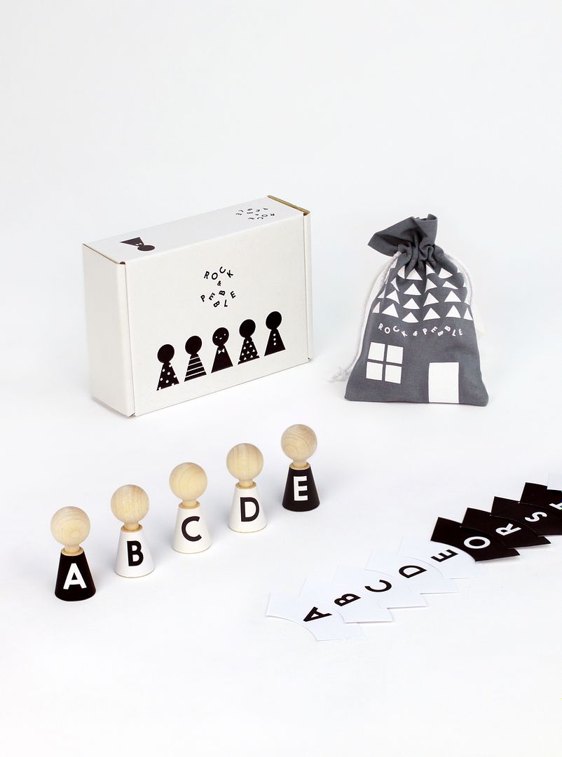 Natural wood endollhouse people with customizable alphabet clothes
