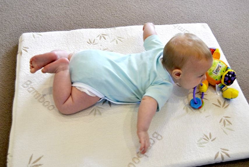7 great tips for tummy time | cool mom picks