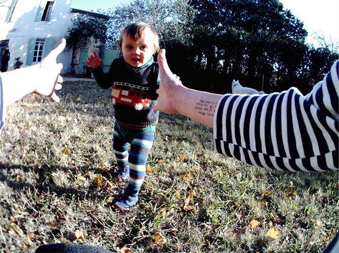 Autographer hands-free cam gives you wide angle action shots