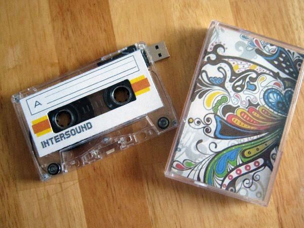 Last minute Father's Day gift: DIY USB mix tape instructions at Instructables
