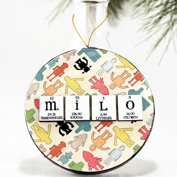 Geeky Christmas ornaments: Personalized scientific element ornament. With robots!