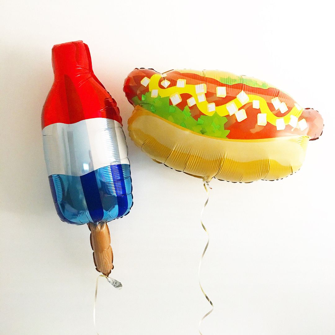 Bomb pop and hot dog balloons: Fun 4th of July party must-haves!
